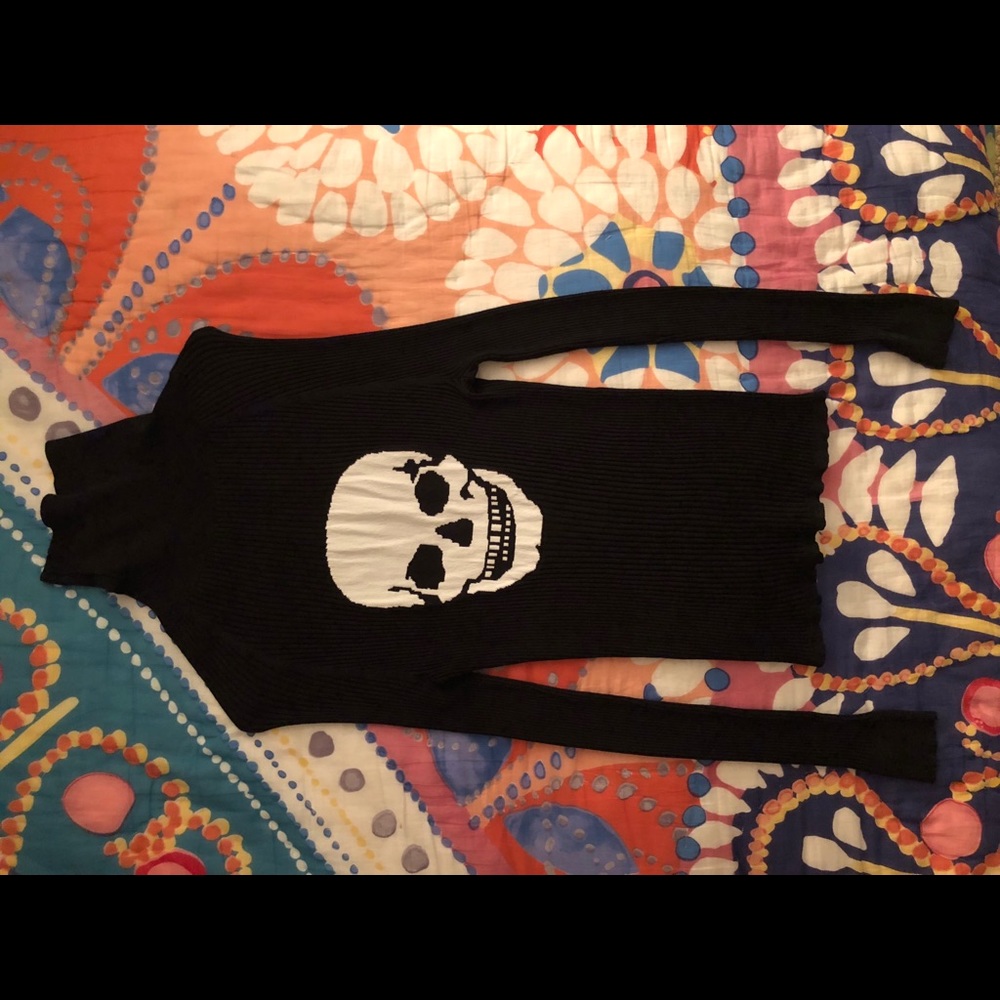Skull Cashmere Black Skull Turtleneck